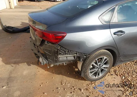 2023 Kia Forte Lxs из США, поврежденный, VIN 3KPF24AD2PE640306